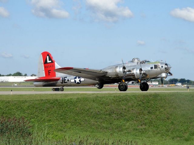 Boeing B-17 Flying Fortress (N3701G)