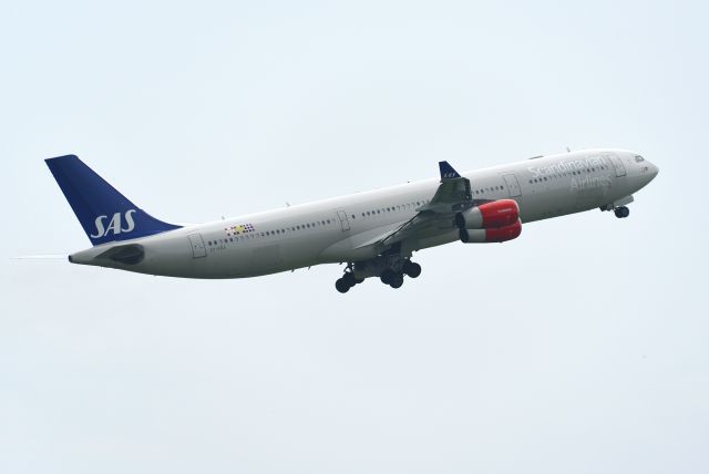 Airbus A340-300 (OY-KBA)