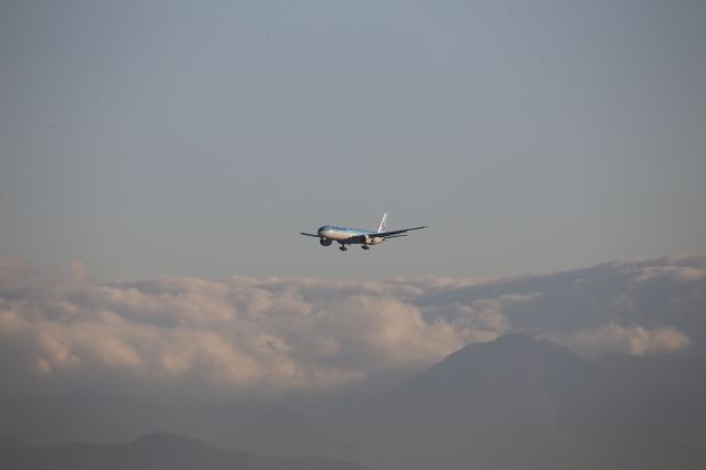 BOEING 777-300ER (HL8346)