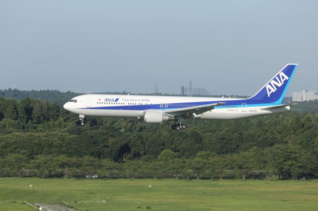 BOEING 767-300 (JA607A)