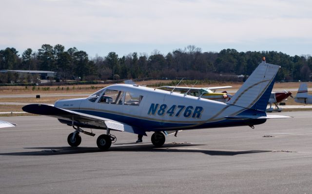 Piper Cherokee (N8476R)