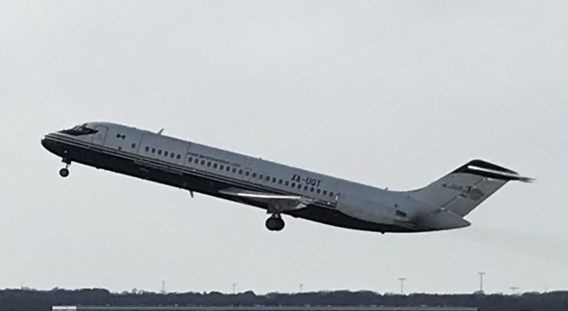 Douglas DC-9-10 (XA-UQT) - Runway 19 departure! 2/18/23.