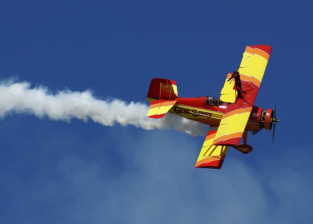 Piper Seneca (N7699) - My friends Gene Soucy and Teresa Stokes during their Oshkosh AirVenture 2011 Day 2 performance.