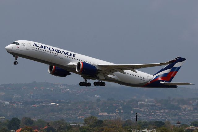 Airbus A350-900 (RA-73154)