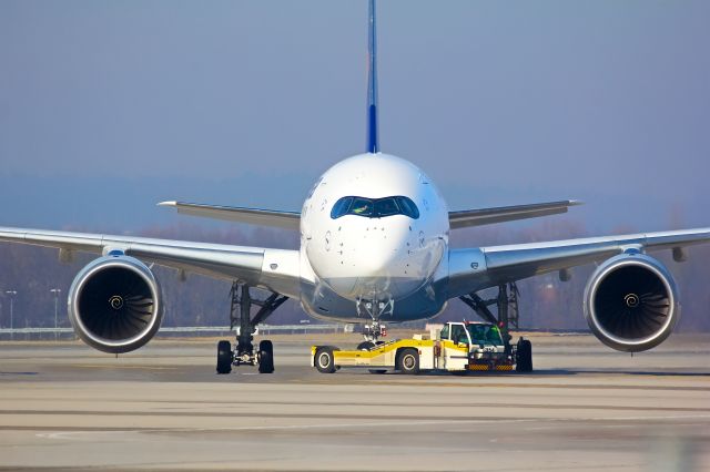 Airbus A350-900 (D-AIXA)