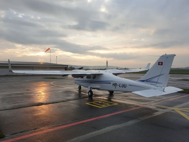 TECNAM P-2006T (HB-LUU) - Tarmac