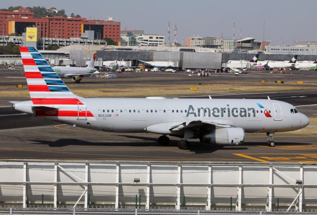 Airbus A320 (N662AW) - American Airlines / Airbus A320-232 / MSN 1274 / N662AW / MMMX 01/2023