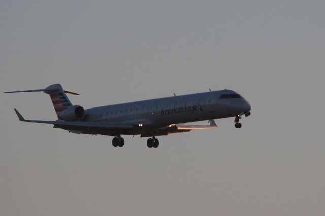 Canadair Regional Jet CRJ-200 (N921FJ)