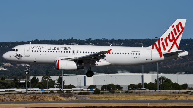 Airbus A320 (VH-VNF)