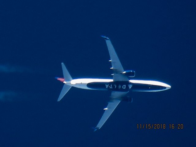 Boeing 737-900 (N847DN)