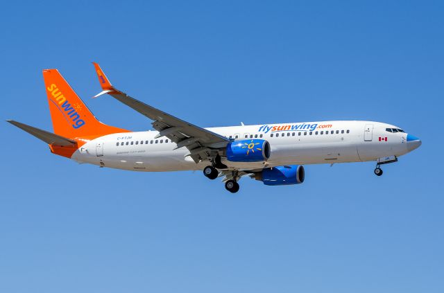 Boeing 737-800 (C-FTJH) - Sunwing 737-800 Split Scimitar Winglets with a bad nose