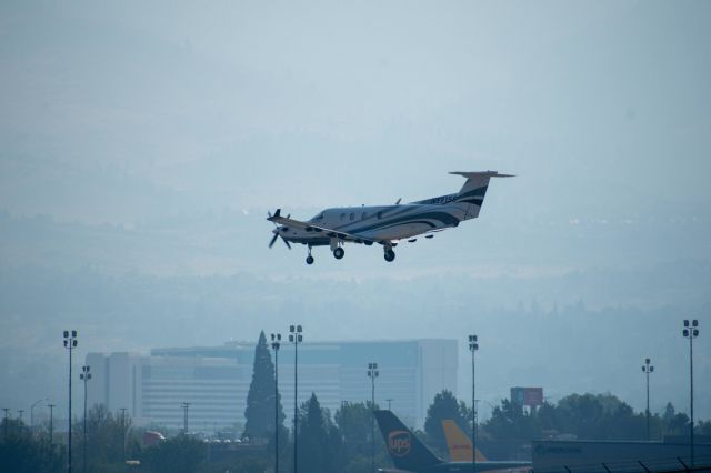 Pilatus PC-12 (N591SS)