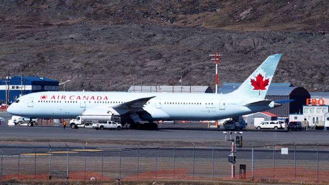 Boeing 787-9 Dreamliner (C-FGEO) - ACA851 was diverted to Iqaluit, on July 1, 2018.  Happy Canada Day!