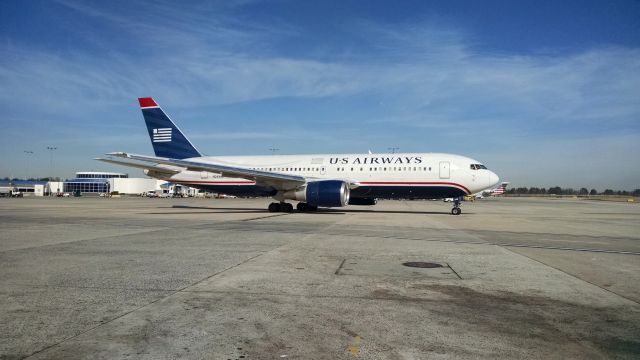 BOEING 767-200 (N249AU) - Taken on one of the last days of the B762 service for AWE