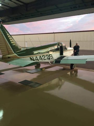Piper Cherokee Arrow (N44229) - Glendale Airport