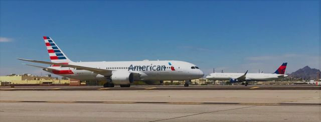 Boeing 787-8 (N817AN) - phoenix sky harbor international airport boeing taxiing on bravo 02MAR19