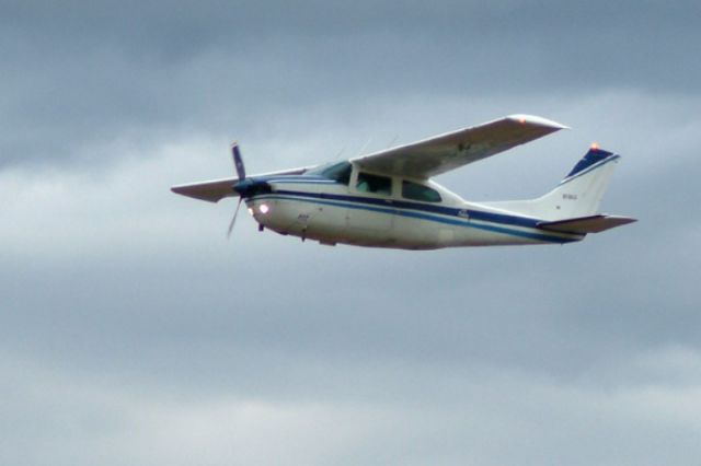 Cessna Centurion (N79843)