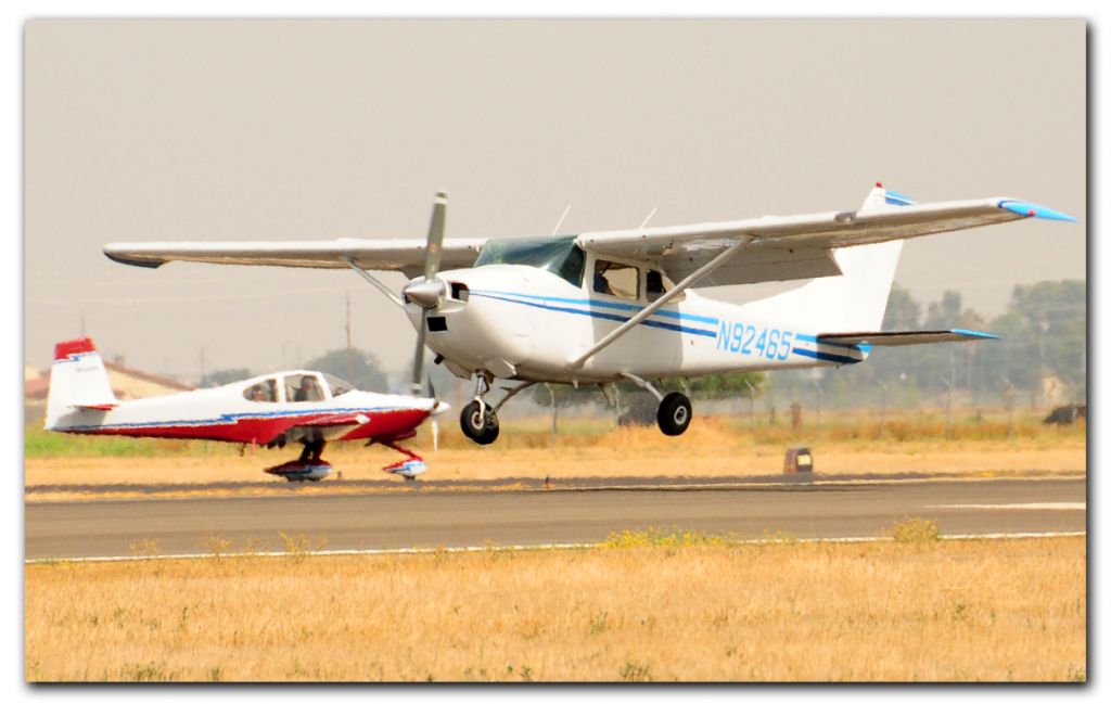 Cessna Skylane (N92465)