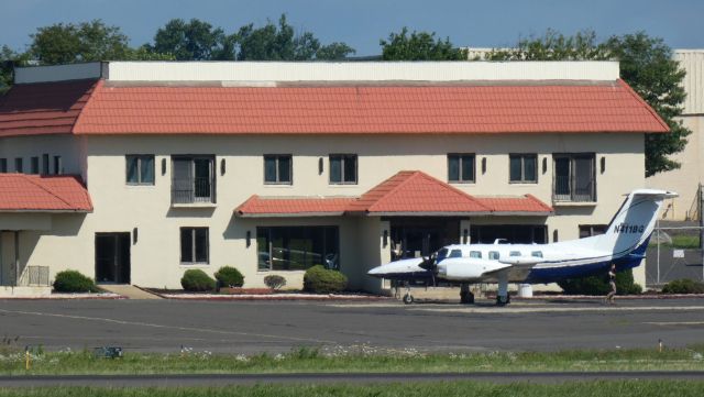 Piper PA-44 Seminole (N411BG) - Shown here is a 1984 Piper PA-42-1000 Cheyenne in the Summer of 2023.