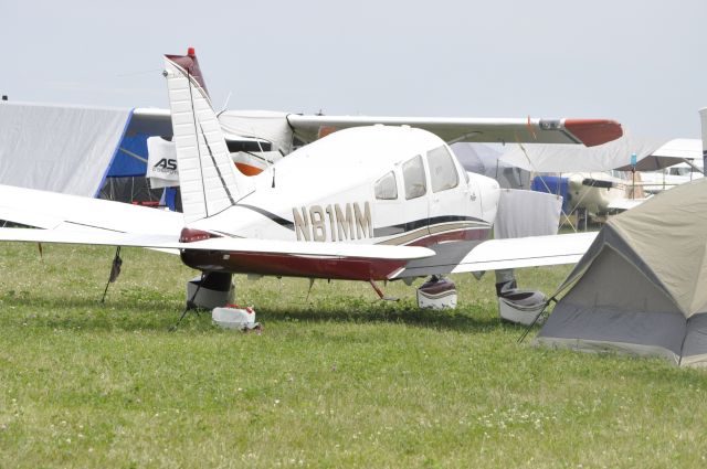 Piper Cherokee (N81MM)