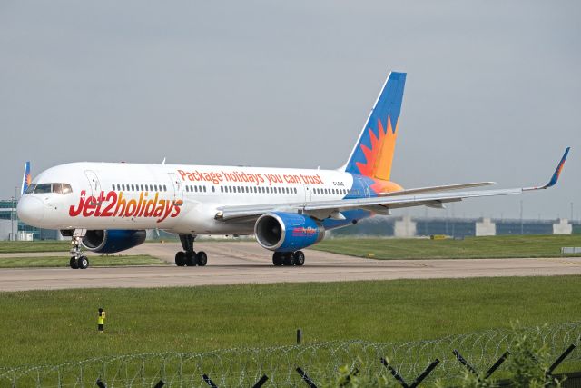 Boeing 757-200 (G-LSAE)