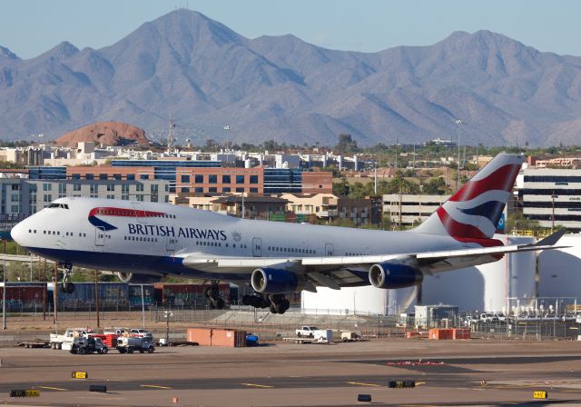 Boeing 747-400 (G-CIVO) - Arriving to Sky Harbor (View in "full" for highest image quality)