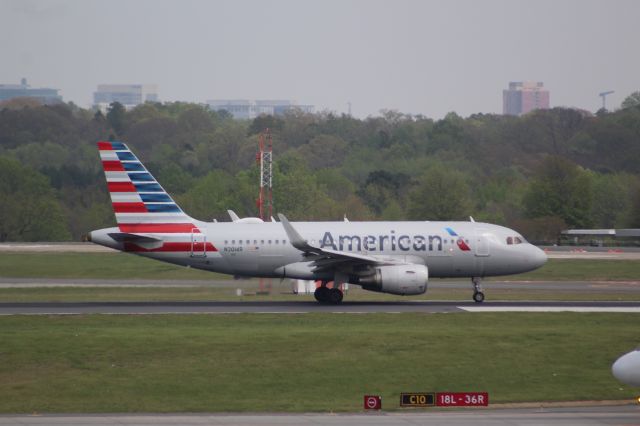 Airbus A319 (N3014R)