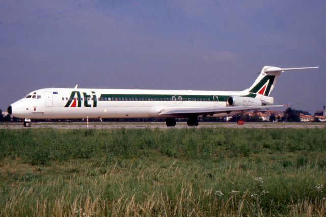 McDonnell Douglas MD-80 (I-DANU)