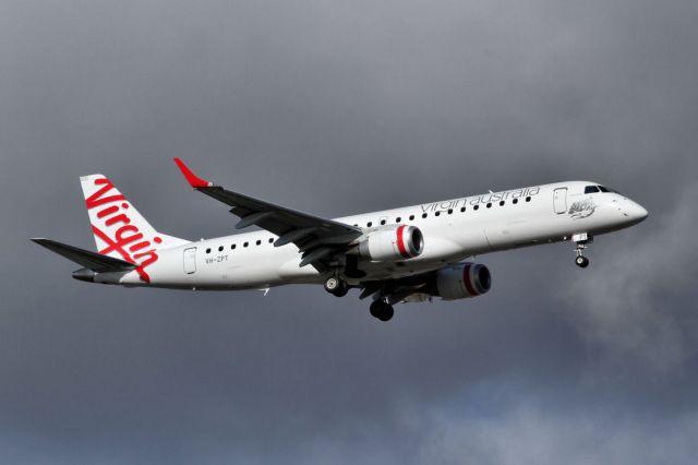 Embraer ERJ-190 (VH-ZPT) - Virgin Australia Embaier 190-100LR VH-ZPT is on final to YPAD with flight DJ1396 on August 9th 2012.