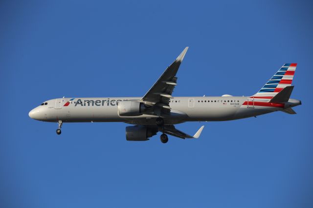 Airbus A321neo (N413AN)