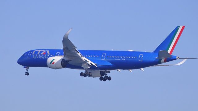 Airbus A350-900 (EI-IFE)