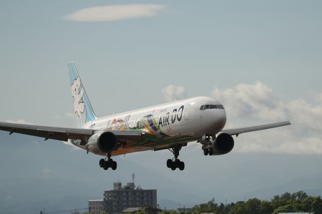 BOEING 767-300 (JA602A) - July 16th 2017:HND-HKD.