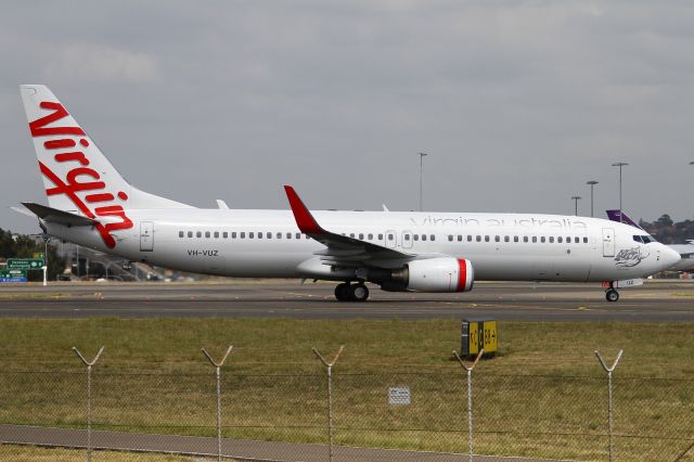 Boeing 737-800 (VH-VUZ)