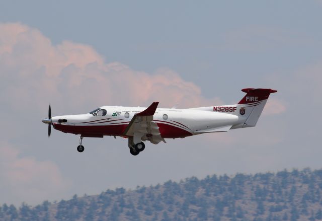 Pilatus PC-12 (N328SF)