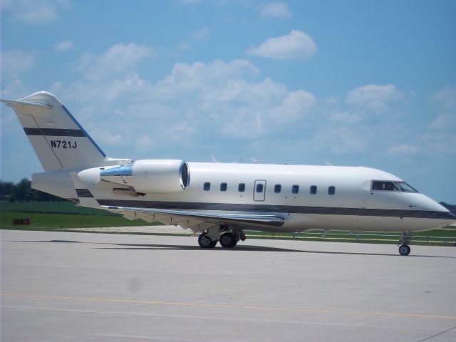 Canadair Challenger (N721J)