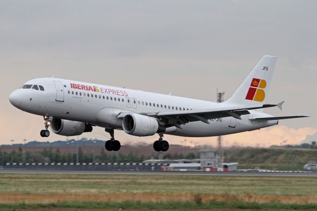 Airbus A320 (EC-JFG)