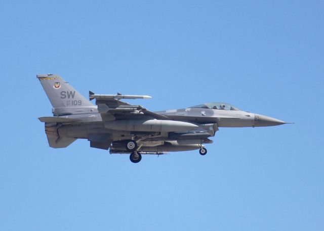 Lockheed F-16 Fighting Falcon (97-0109) - At barksdale Air force Base.