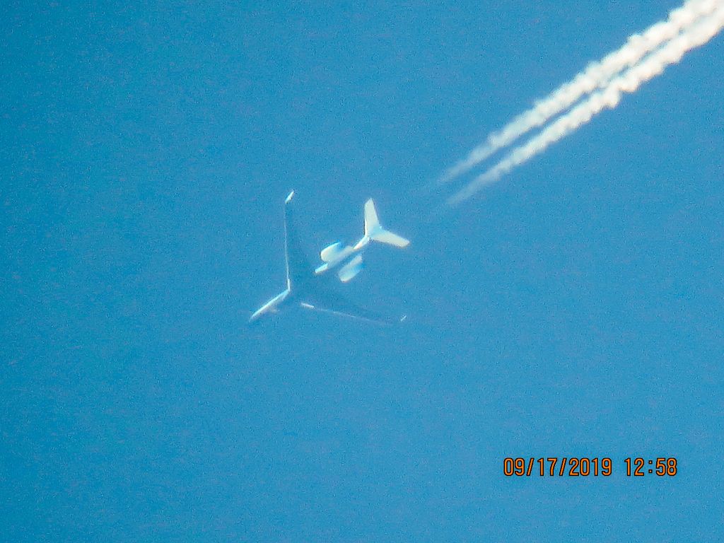 Bombardier Global Express (N117TF)