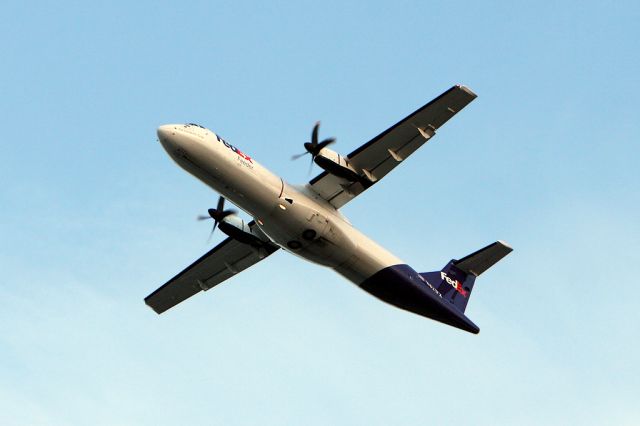 ATR ATR-72 (N821FX)