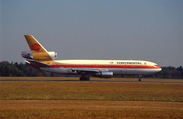 McDonnell Douglas DC-10 (N68042) - Departure at Narita Intl Airport Rwy16 on 1988/11/03