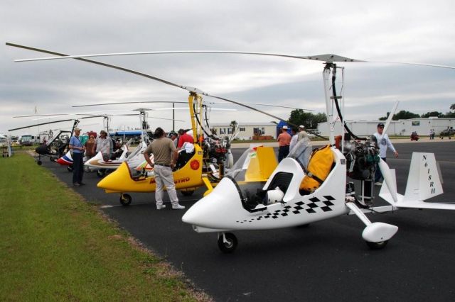 Unknown/Generic Ultralight autogyro (N216MG) - Magni gyroplanes on the ramp at Bensen Days 2009