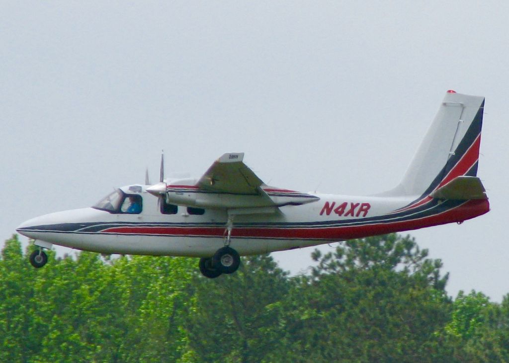 Aero Commander 500 (N4XR) - At Downtown Shreveport.