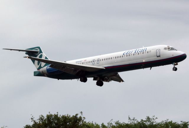 Boeing 717-200 (N943AT) - Taken 8-18-2013