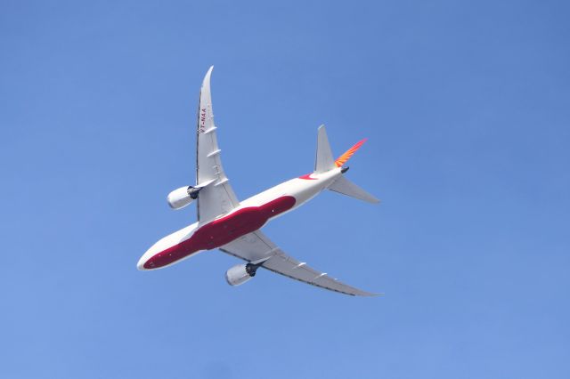 Boeing 787-8 (VT-NAA)