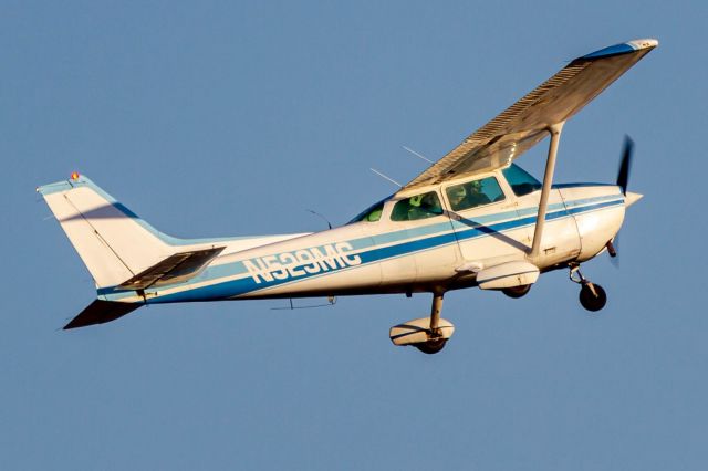 Cessna Skyhawk (N529MC)