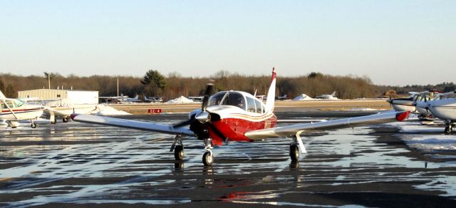 Piper Cherokee (N913FL) - Our Arrow returning home with a beautiful new paint job.