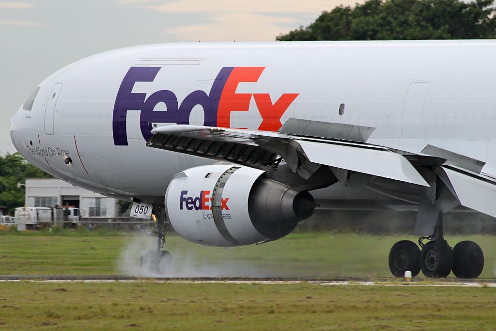 McDonnell Douglas DC-10 (N68050)