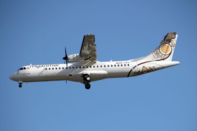 ATR ATR-72 (OE-LKU)