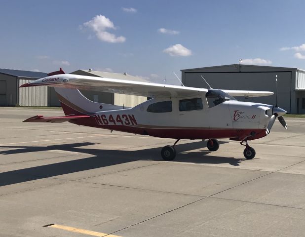 Cessna Centurion (N6443N)