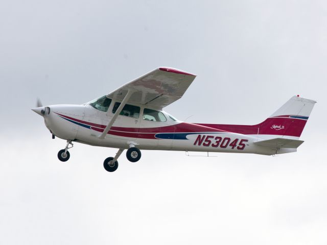 Cessna Cutlass RG (N53045)